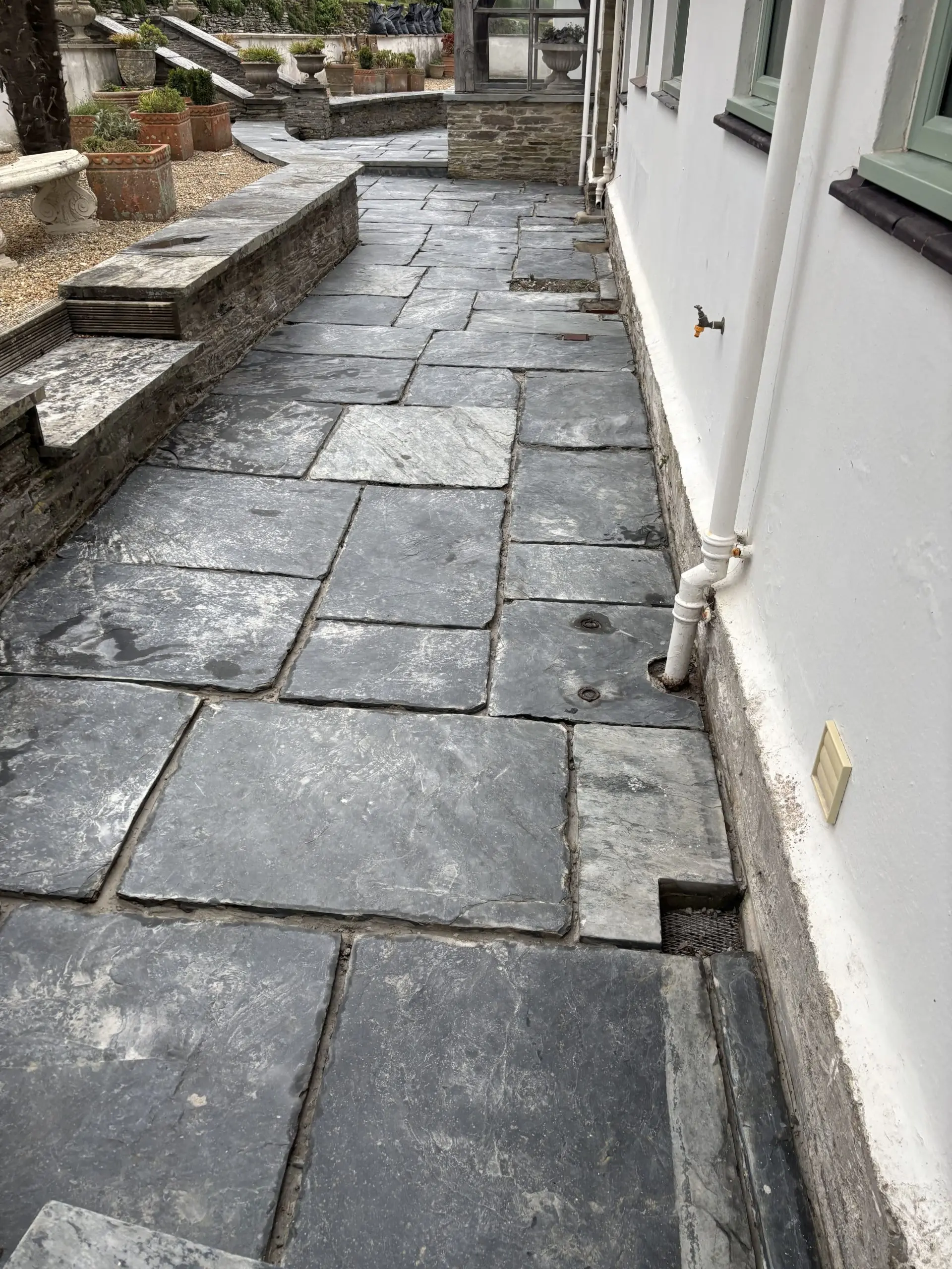 Paving joint Preparation for repointing